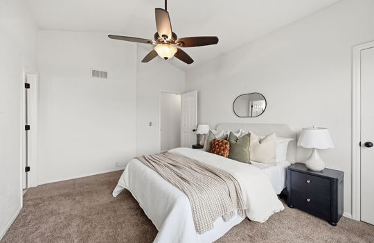 23-web-or-mls-11312 Niagara St28