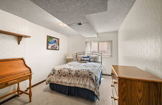 23-web-or-mls-7320 Jay St23