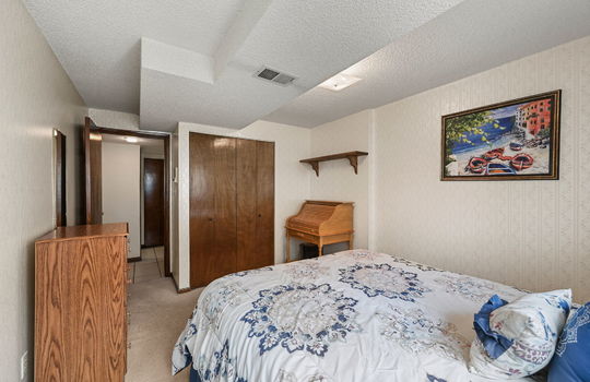 24-web-or-mls-7320 Jay St24
