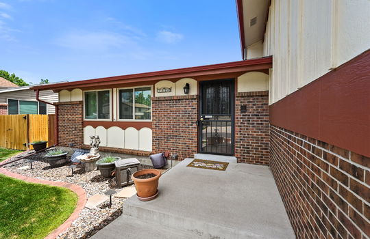 5-web-or-mls-7320 Jay St5