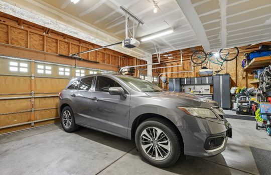 23-web-or-mls-Ursula St-S1007-023