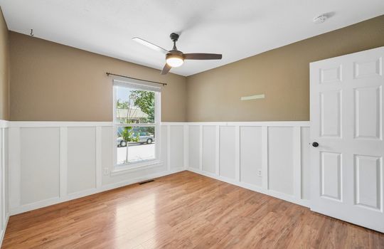 30-web-or-mls-Lyonesse St-S0107-030
