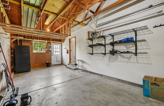 32-web-or-mls-Lyonesse St-S0107-032