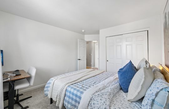 32-web-or-mls-Ursula St-S1007-032