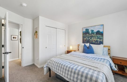 33-web-or-mls-Ursula St-S1007-033