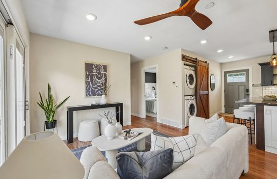 4-web-or-mls-Lyonesse St-S0107-004