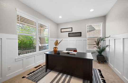 10-web-or-mls-61 S High St - 010