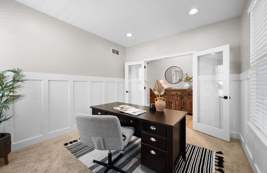 11-web-or-mls-61 S High St - 011