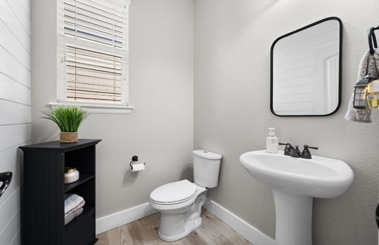 13-web-or-mls-61 S High St - 013