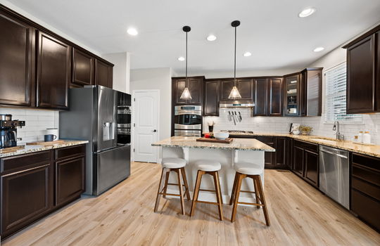 17-web-or-mls-61 S High St - 017