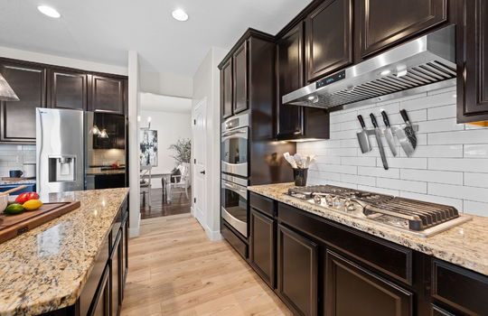 22-web-or-mls-61 S High St - 022
