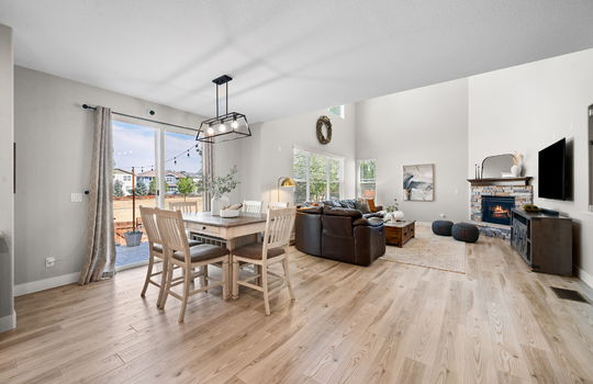 25-web-or-mls-61 S High St - 025