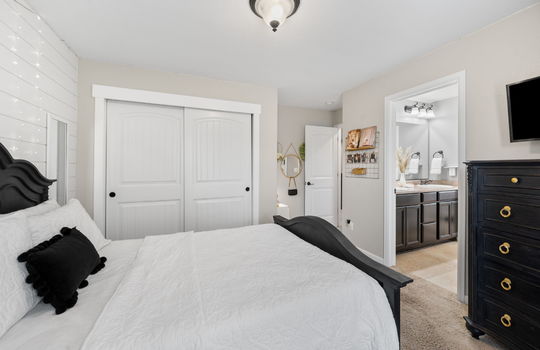 45-web-or-mls-61 S High St - 045