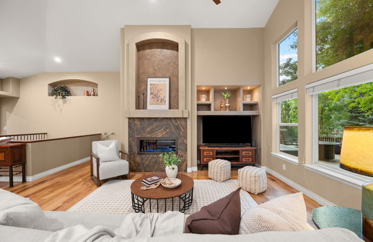 20-web-or-mls-16892 W 66th Ln - 20