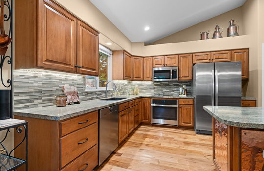 33-web-or-mls-16892 W 66th Ln - 33