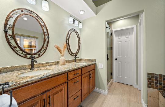 46-web-or-mls-16892 W 66th Ln - 46