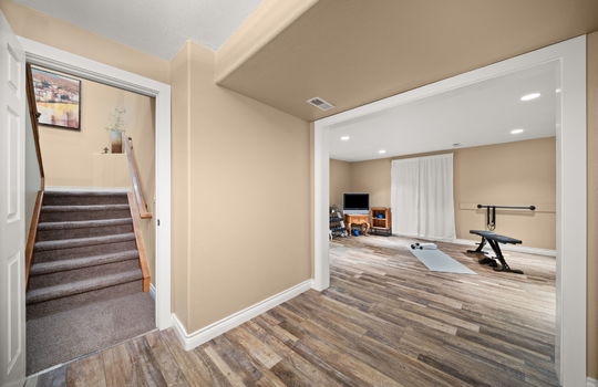 52-web-or-mls-16892 W 66th Ln - 52