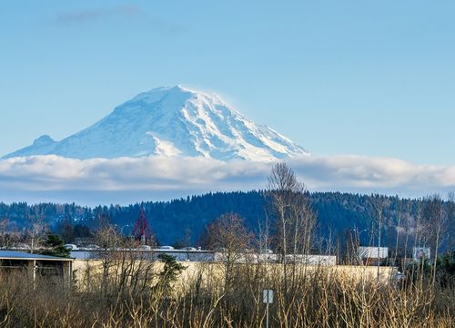 A view of Mount rainier from Auburn