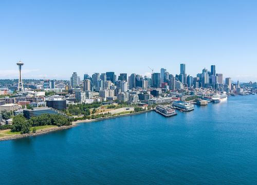 Seattle Washington waterfront skyline