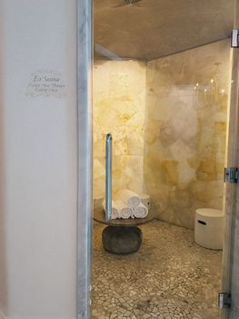 Processed with VSCO with hb2 preset