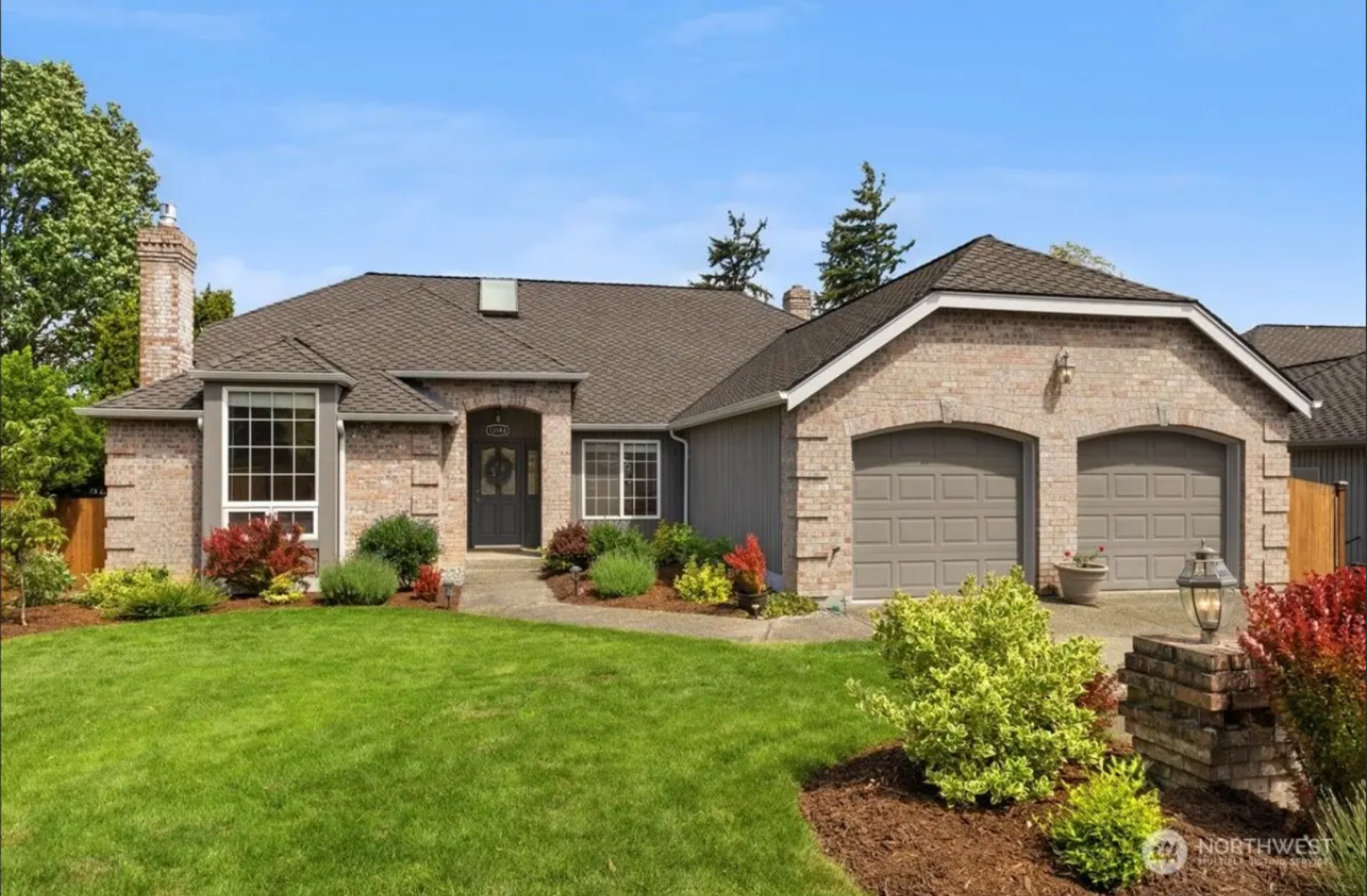 13148 NE 202nd Ct, Woodinville 98072}