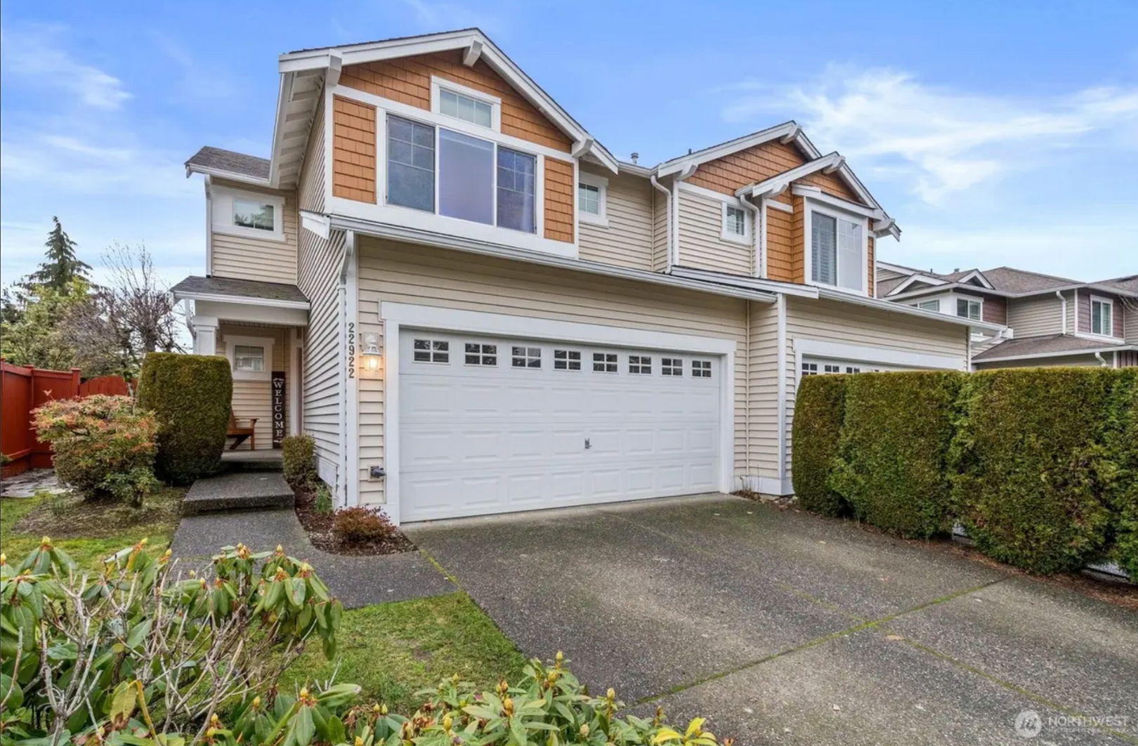 26 22922 SE 240th Place, Maple Valley 98038}
