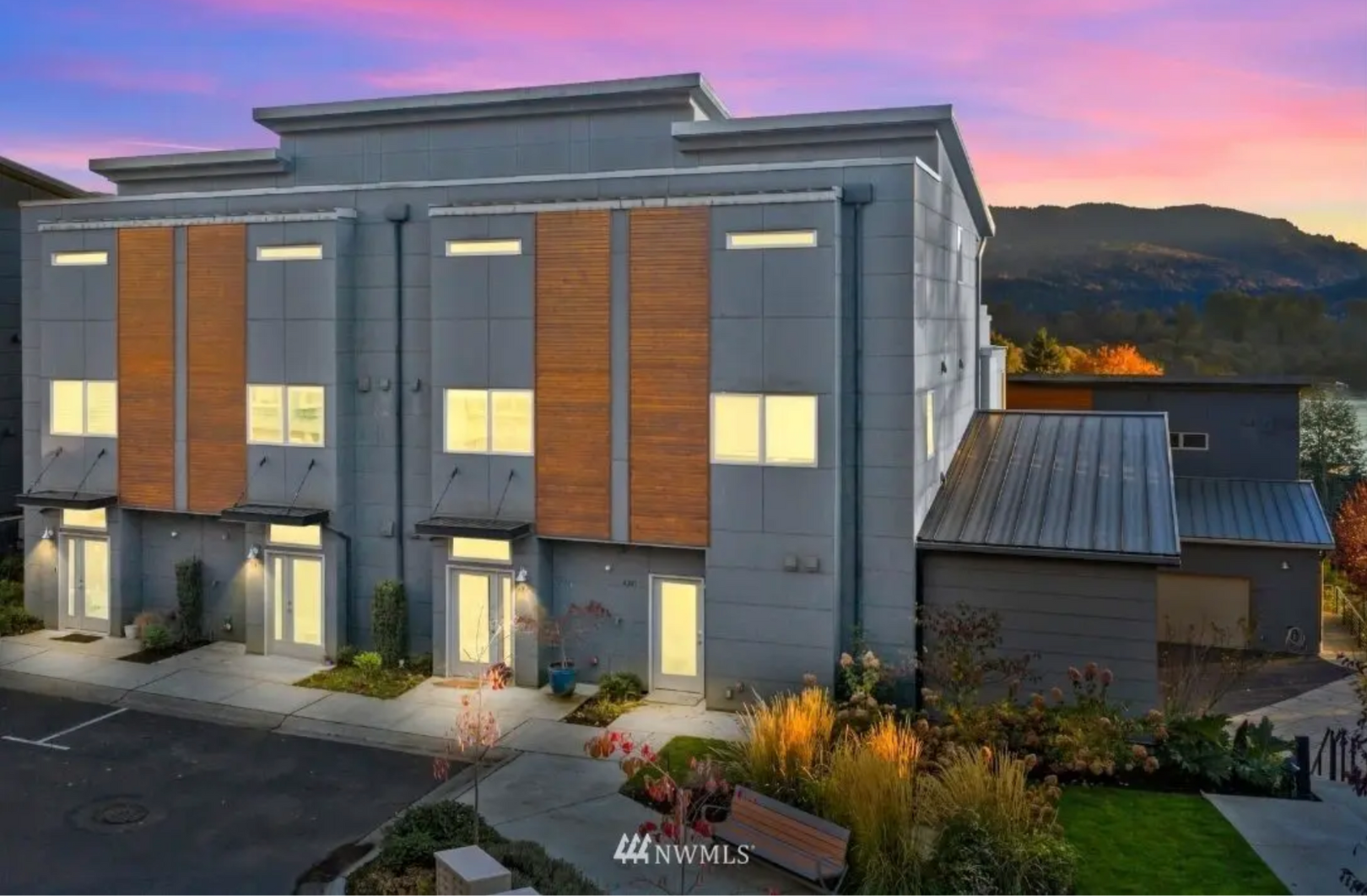 37 4243 213th Place SE Unit #51, Issaquah 98029}