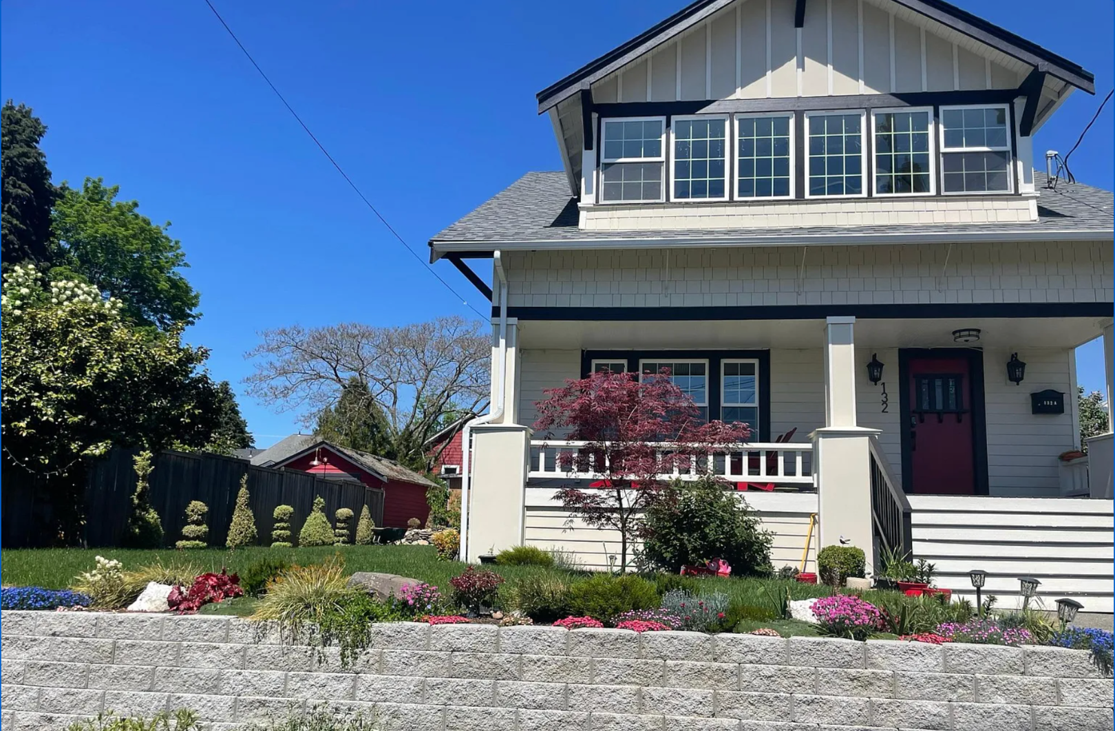 40 132 NE 53, Seattle 98105