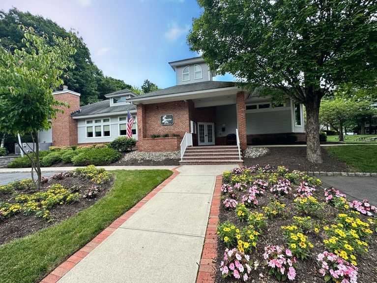 693CB316-4AEA-4879-A564-21AC103E65BB