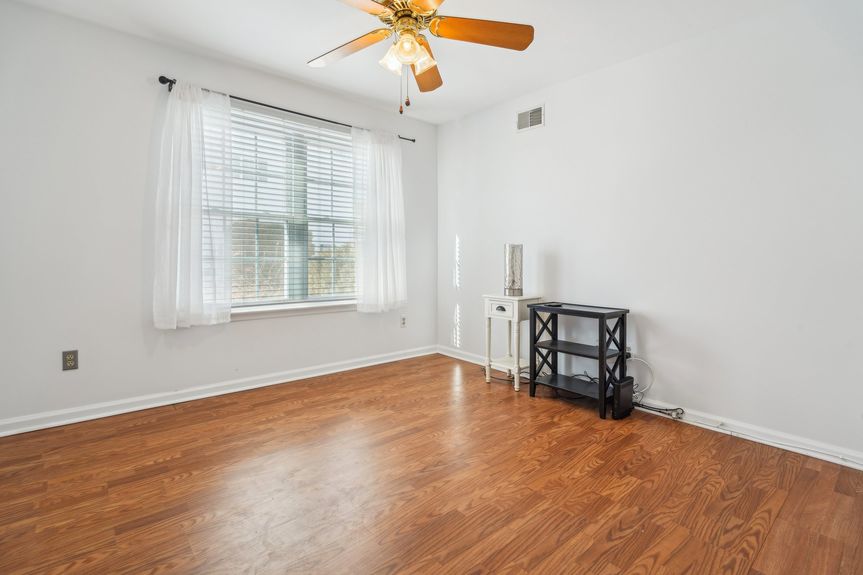 10-web-or-mls-VMD006