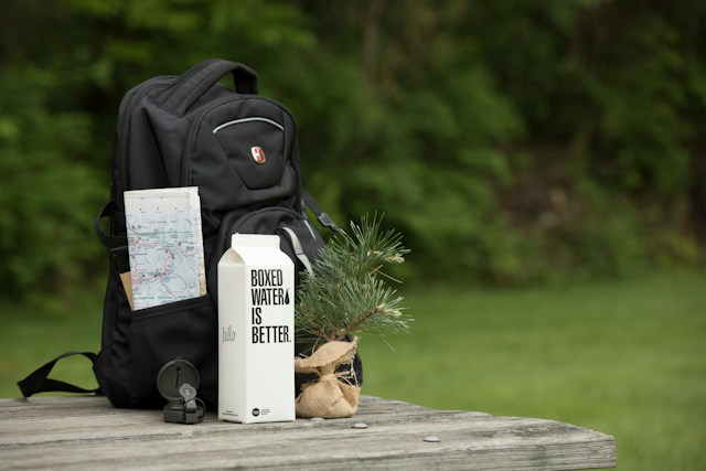 boxed-water-is-better-rkH3k-_rwvw-unsplash