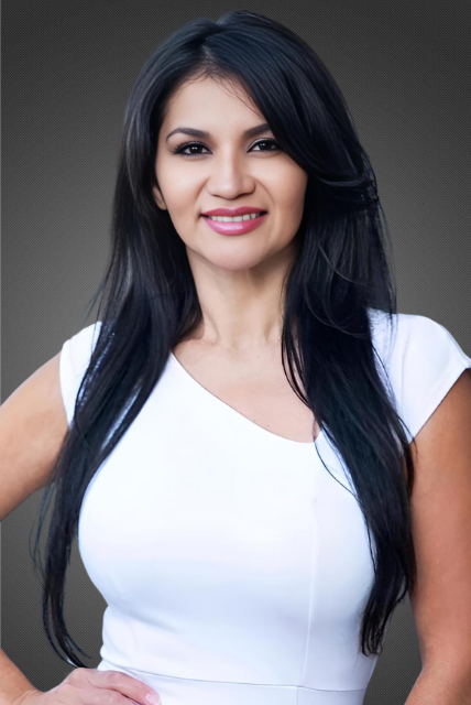 Gabby Salazar Website