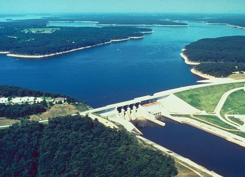 1200px-USACE_Mark_Twain_Lake_and_Dam