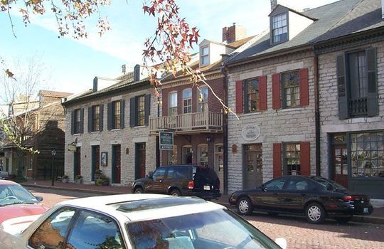 Historic_Saint_Charles_Main_Street_3