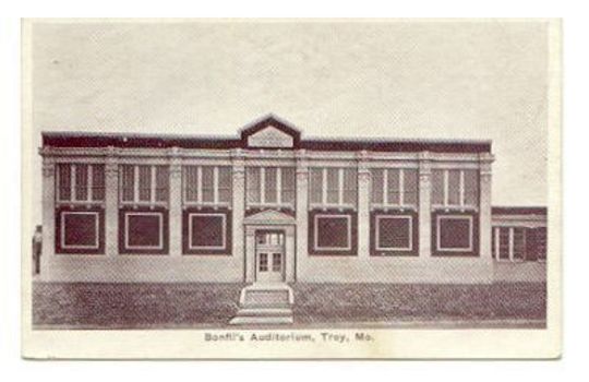 Troy MO Bonfil&#8217;s Auditorium