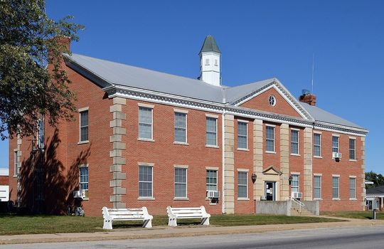1200px-Schuyler_County_Missouri_Courthouse_20151003-028