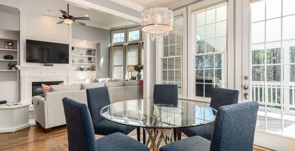 5 Ways Selling Your Home is Like Buildin…