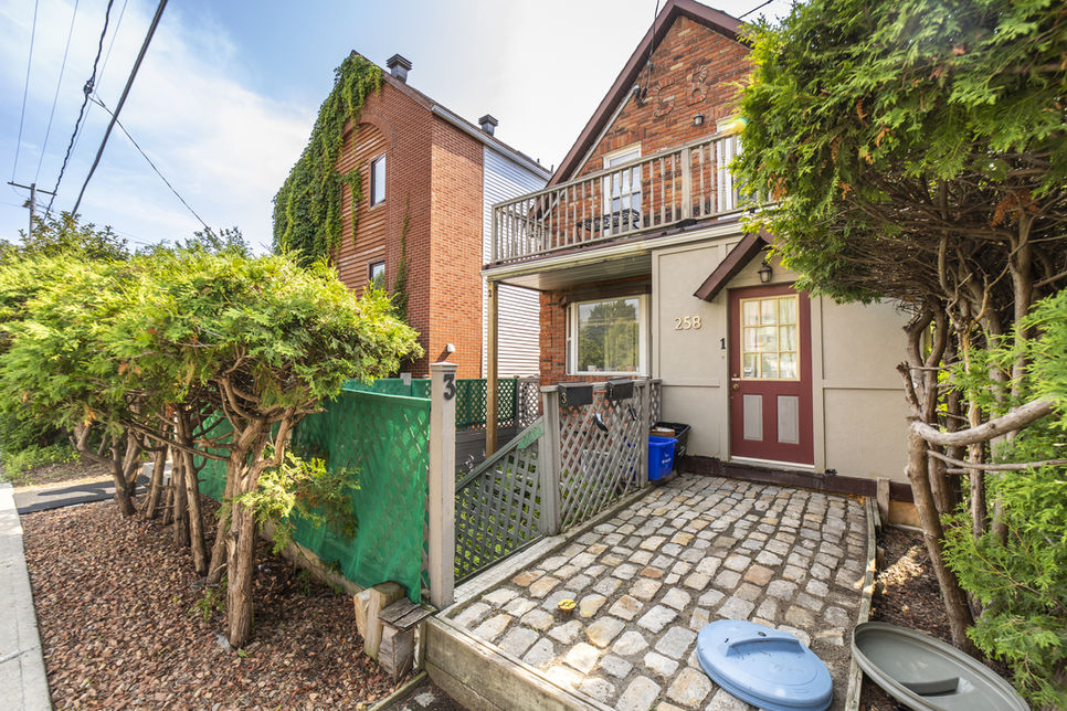 258 Russell Avenue