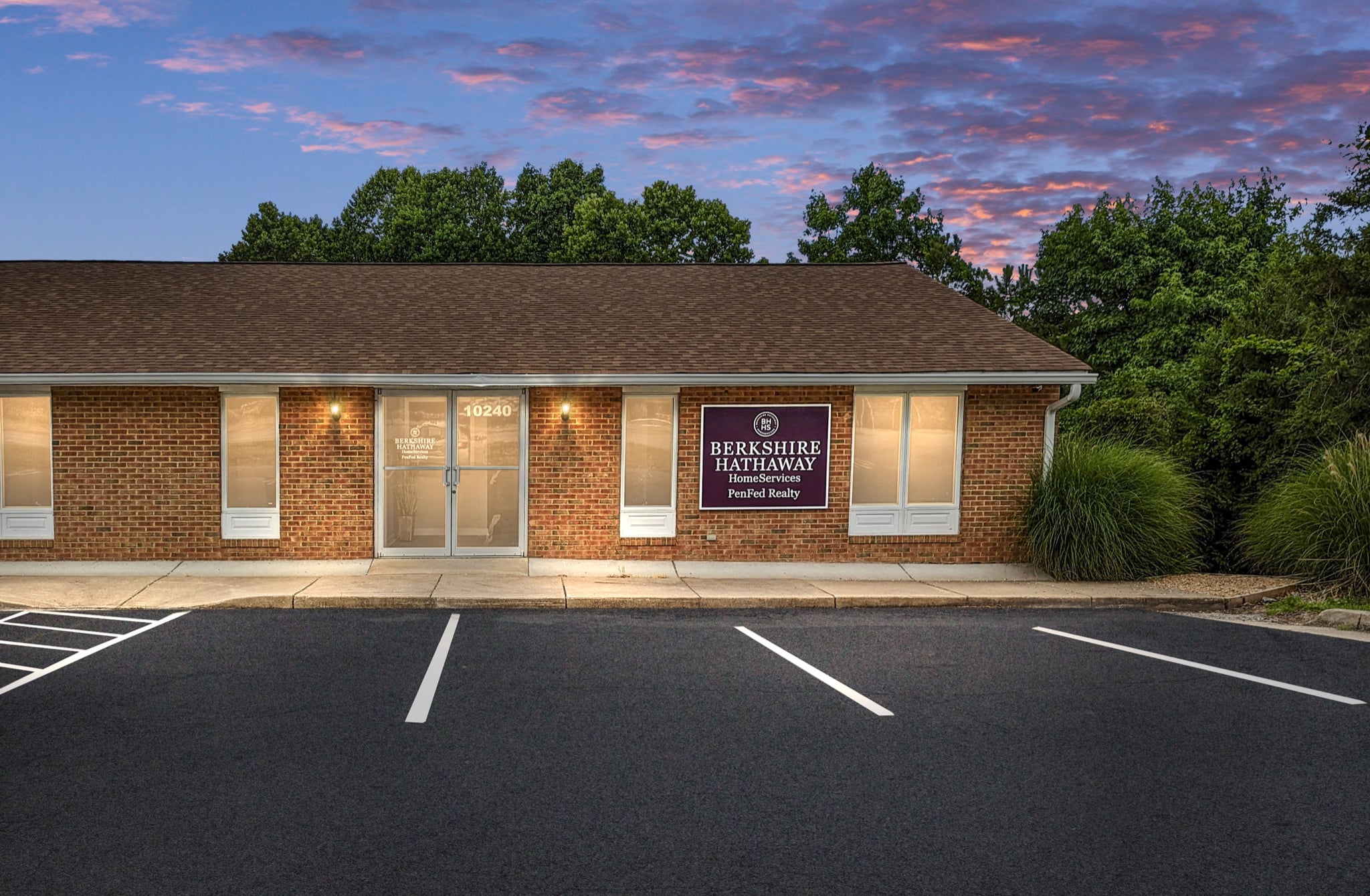 Office_KingGeorge_KG twi lite