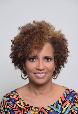 Regina Holmes