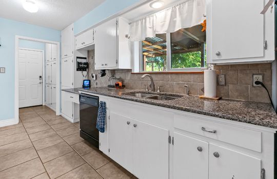 14_4137 FM1568 Campbell TX-49-HDR