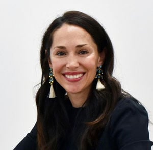 Katie-professional-pic-(1)