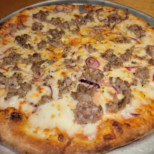 Michelle’s Pizza New York style pie in downtown McCormick