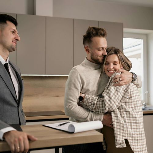 Who is the best Buyers agent in Savannah Lakes Village?