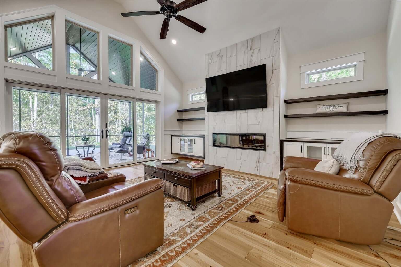 Lakefront home at 212 Pirates Cove on Lake Thurmond