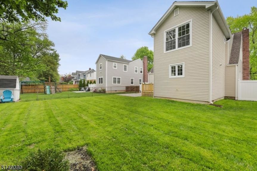 211 HAZEL AVE 28