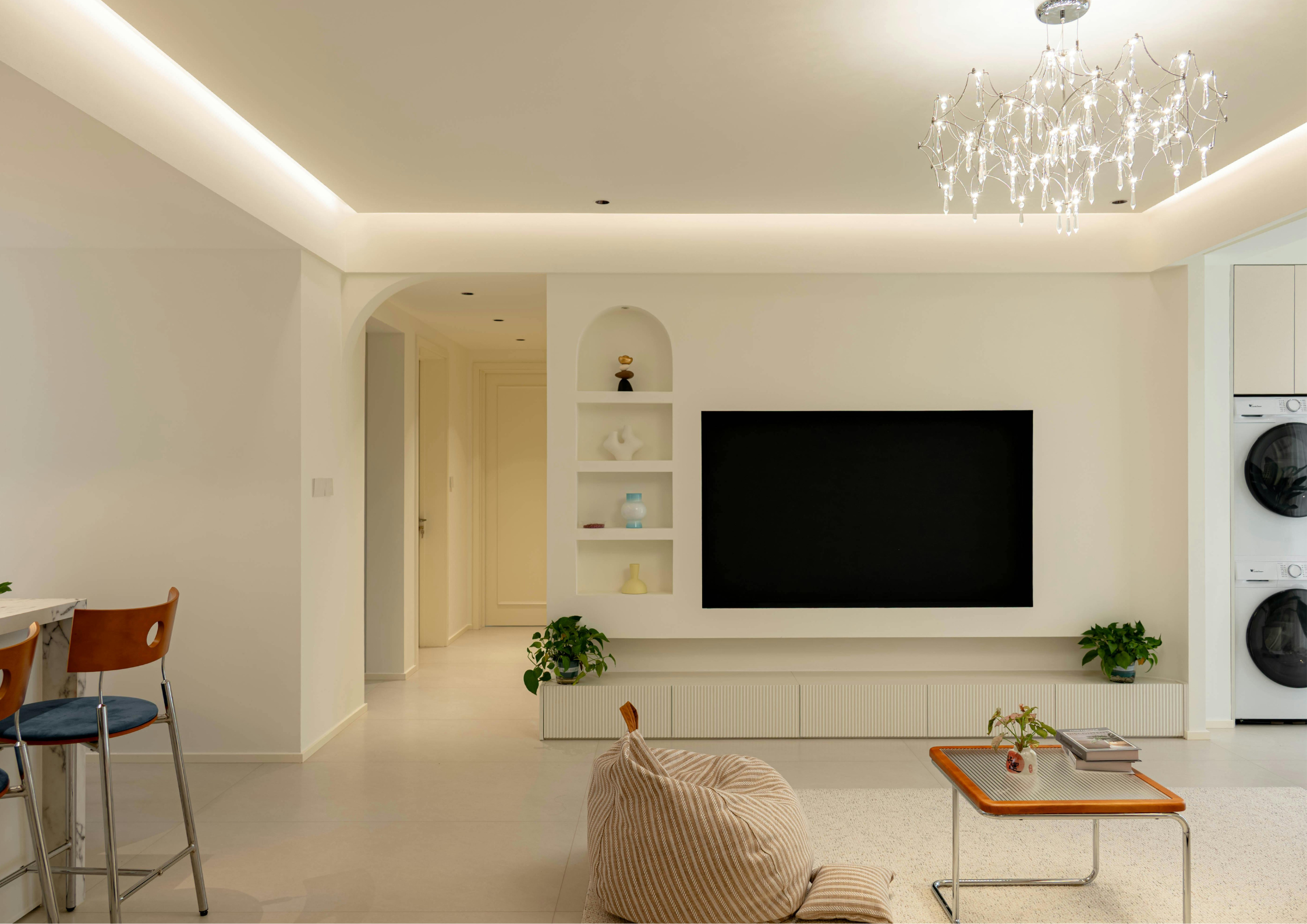 Black Closed Sign Landscape Poster - 2025-12-09T071558.494