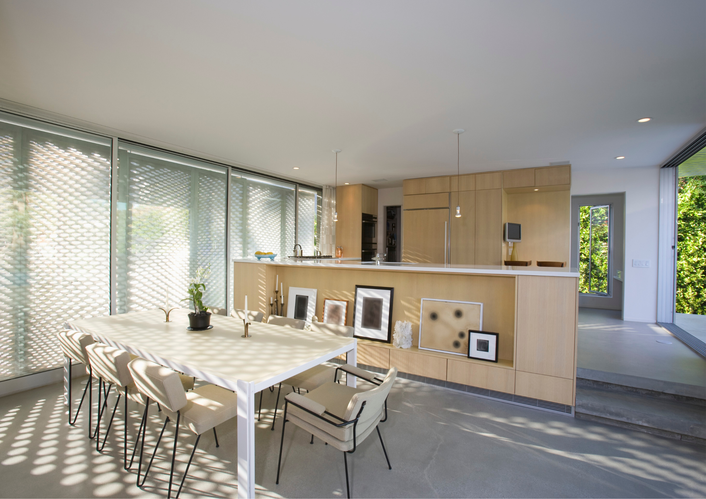 Black Closed Sign Landscape Poster - 2025-12-09T083830.548