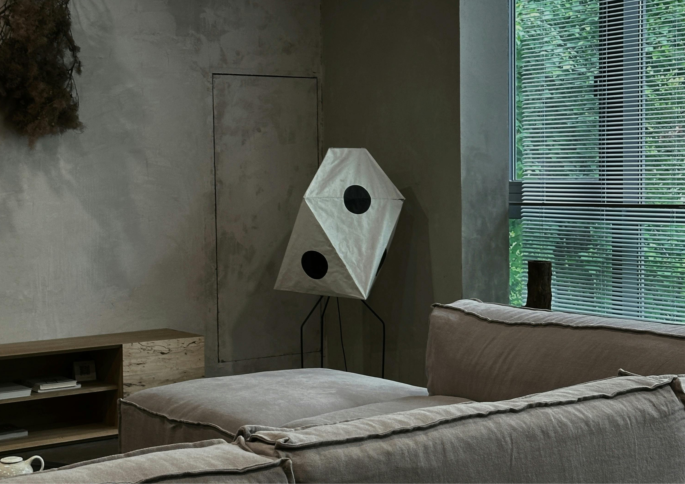 Black Closed Sign Landscape Poster (23)