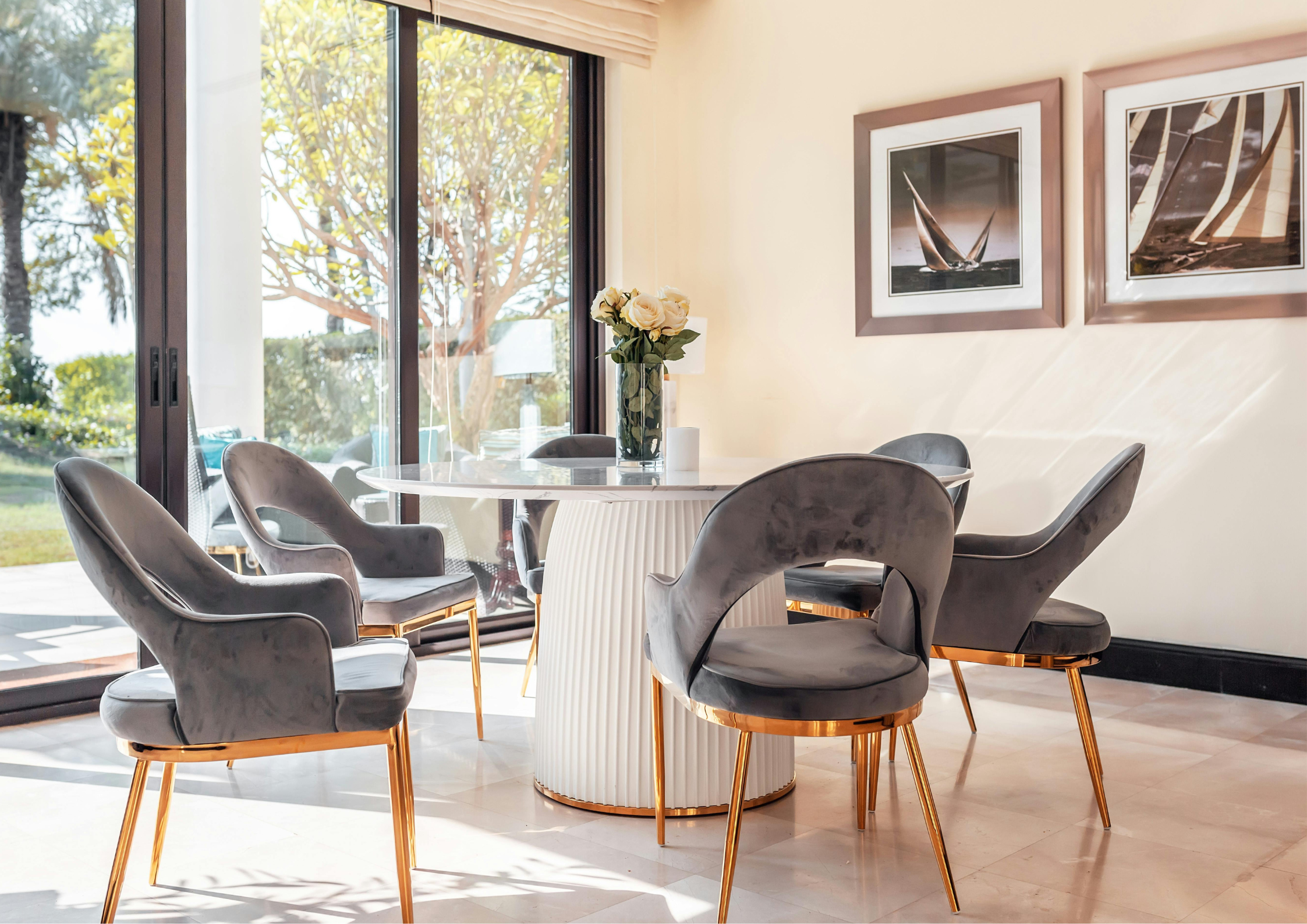 Black Closed Sign Landscape Poster (24)